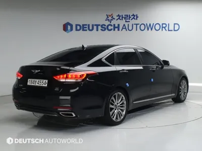 Hyundai Genesis 2016, 195529 км, за 5856.68 USD