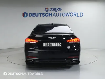 Hyundai Genesis 2016, 195529 км, за 5856.68 USD