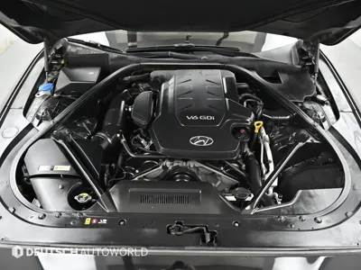 Hyundai Genesis 2016, 195529 км, за 5856.68 USD - фото 6