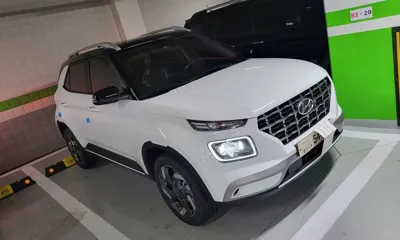 Hyundai Venue 2026, 3800 км, за 14585.8 USD