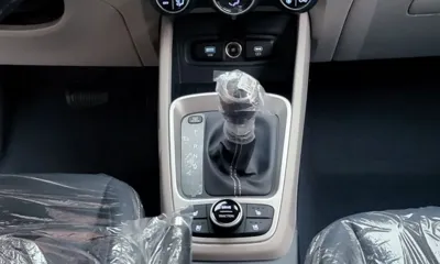 Hyundai Venue 2026, 3800 км, за 14585.8 USD - фото 9
