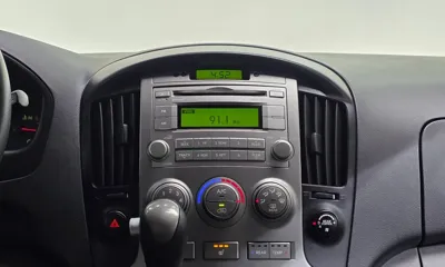 Hyundai Starex 2015, 72584 км, за 5222.11 USD - фото 16
