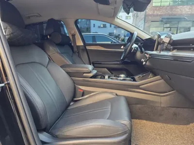 Kia K5 2025, 21962 км, за 11408.47 USD - фото 9
