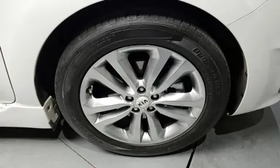 Kia Canival 2016, 218281 км, за 8450.44 USD