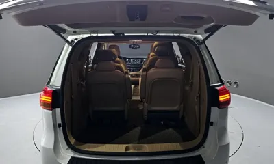 Kia Canival 2016, 218281 км, за 8450.44 USD - фото 20