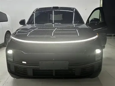 Li Auto Li L9 2024, 31000 км, за 39728.48 USD