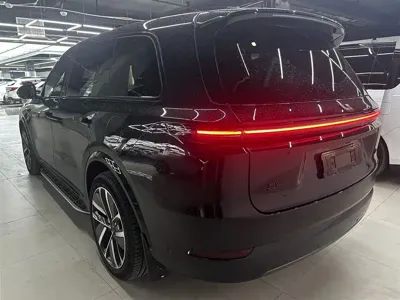 Li Auto Li L9 2024, 31000 км, за 39728.48 USD
