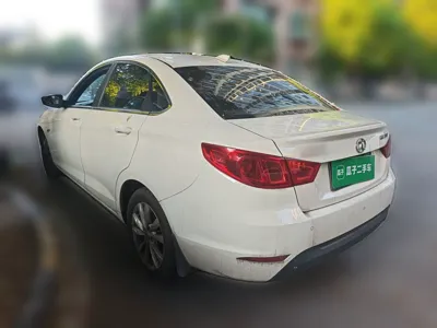 BAIC Senova D50 2014, 74500 км, за 2265 USD