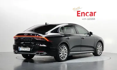 Hyundai Grandeur 2022, 133755 км, за 13850.6 USD