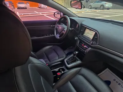 Hyundai Avante 2018, 122553 км, за 5244.85 USD - фото 18