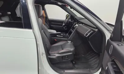 Land Rover Discovery 2017, 131186 км, за 16446.72 USD - фото 26