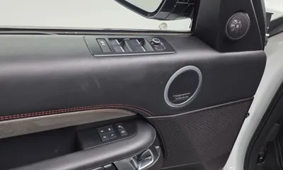 Land Rover Discovery 2017, 131186 км, за 16446.72 USD - фото 28