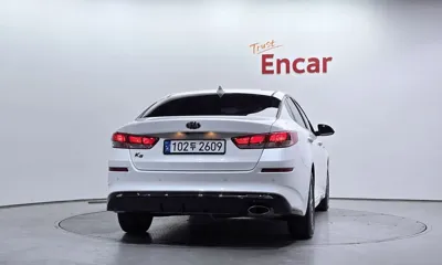 Kia K5 2019, 80154 км, за 9051.87 USD