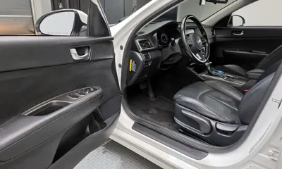 Kia K5 2019, 80154 км, за 9051.87 USD - фото 11