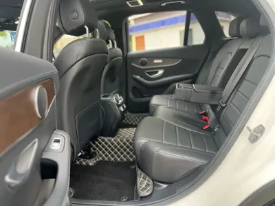 Mercedes-Benz GLC 2022, 98000 км, за 27144.41 USD