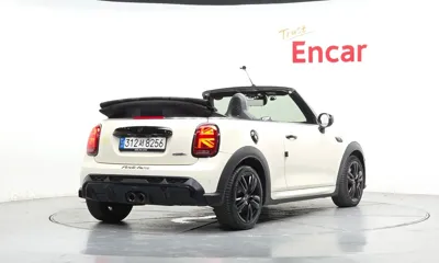 MINI Cooper Convertible 2022, 63172 км, за 19627.15 USD