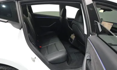 Tesla Model 3 2024, 15585 км, за 33044.71 USD - фото 12