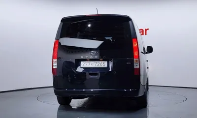 Hyundai Staria 2023, 121019 км, за 16355.75 USD
