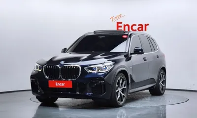 BMW X5 · 2022 год