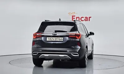 Kia Seltos 2020, 89373 км, за 9107.48 USD