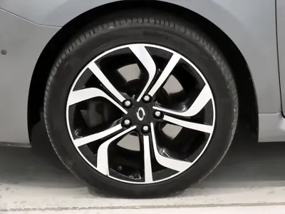 Renault-KoreaSamsung SM7 2015, 136138 км, за 2925.31 USD
