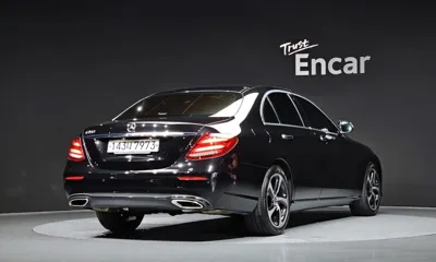 Mercedes-Benz E-Class 2020, 73396 км, за 16490.05 USD