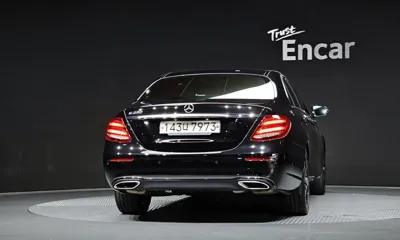 Mercedes-Benz E-Class 2020, 73396 км, за 16490.05 USD