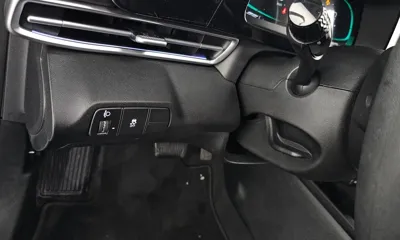 Hyundai Avante 2024, 53709 км, за 11318.2 USD - фото 28