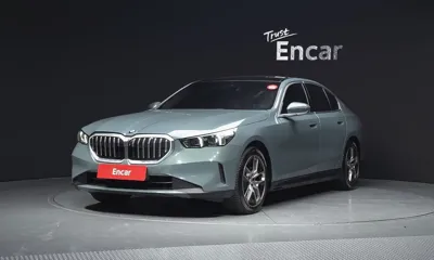 BMW 5-Series · 2024 год