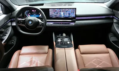 BMW 5-Series 2024, 61727 км, за 35512.67 USD - фото 7
