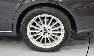 Mercedes-Benz E-Class 2021, 57408 км, за 24090.85 USD