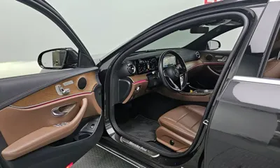 Mercedes-Benz E-Class 2021, 57408 км, за 24090.85 USD - фото 10