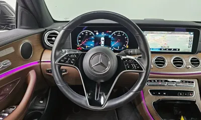 Mercedes-Benz E-Class 2021, 57408 км, за 24090.85 USD - фото 11