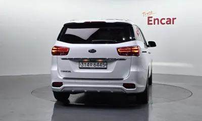 Kia Canival 2020, 119185 км, за 10835.81 USD