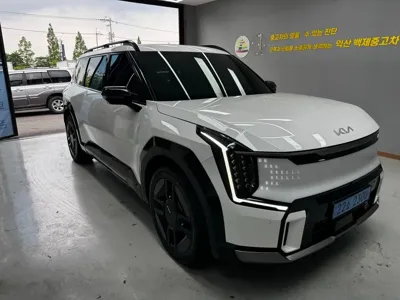 Kia EV9 · 2025 год