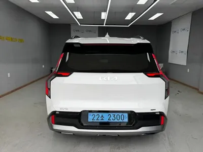 Kia EV9 2025, 57675 км, за 40698.44 USD