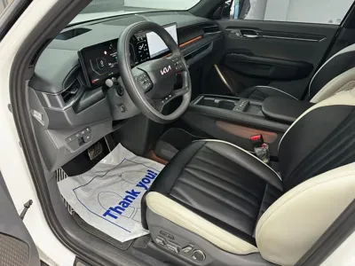 Kia EV9 2025, 57675 км, за 40372.45 USD - фото 10