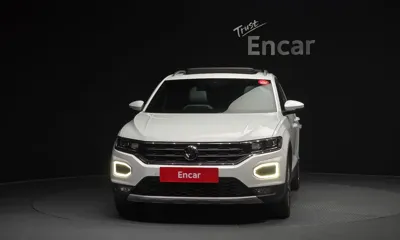 Volkswagen T-Roc 2021, 48183 км, за 15758.28 USD
