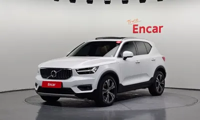 Volvo XC40 · 2021 год