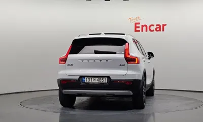 Volvo XC40 2021, 140773 км, за 15534.12 USD