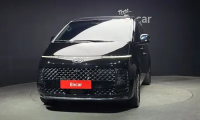 Hyundai Staria 2023, 79847 км, за 20772.28 USD