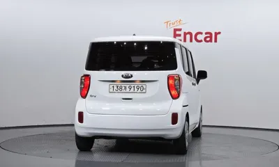 Kia Ray 2017, 160341 км, за 3171.46 USD