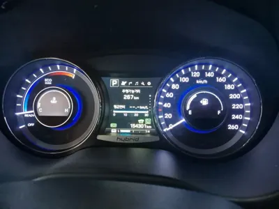 Hyundai Grandeur 2015, 154301 км, за 4944.06 USD - фото 8
