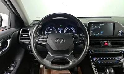 Hyundai Grandeur 2019, 129860 км, за 10093.11 USD - фото 13