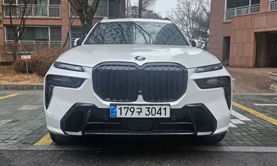 BMW X7 · 2025 год