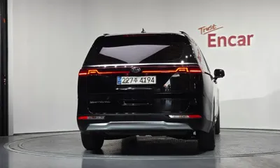 Kia Canival 2021, 157922 км, за 14469.77 USD
