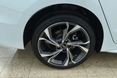 Audi A3 2025, 5200 км, за 22772 USD - фото 12