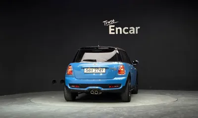 MINI Cooper 2013, 78386 км, за 3957.71 USD