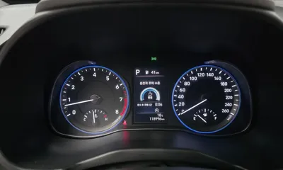 Hyundai Kona 2021, 118996 км, за 8467.9 USD - фото 8