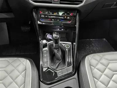 Volkswagen Tayron 2023, 25400 км, за 27597.33 USD